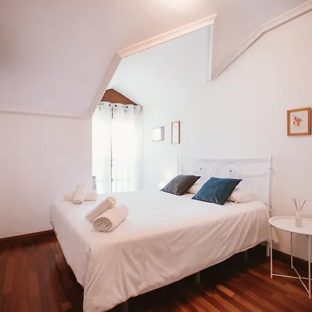 Nozal, 2 En Vut-3819-as Appartement *